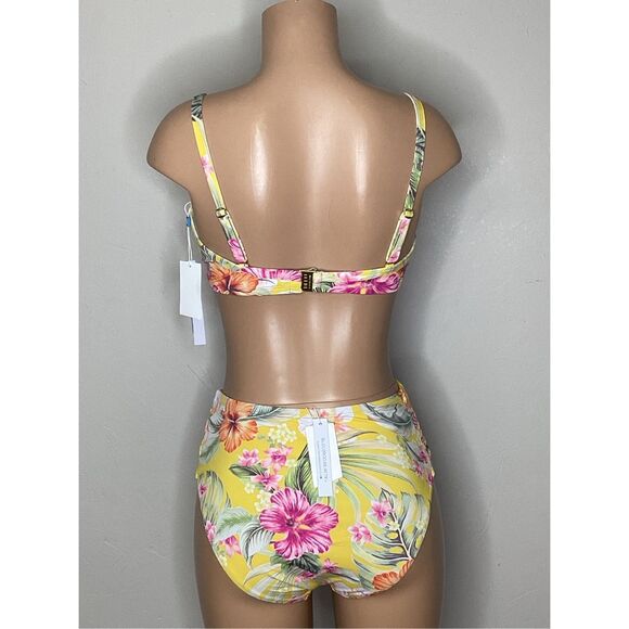 New. Bleu Rod Beattie tropical bikini. 34DD/6-bottom. Retails $169